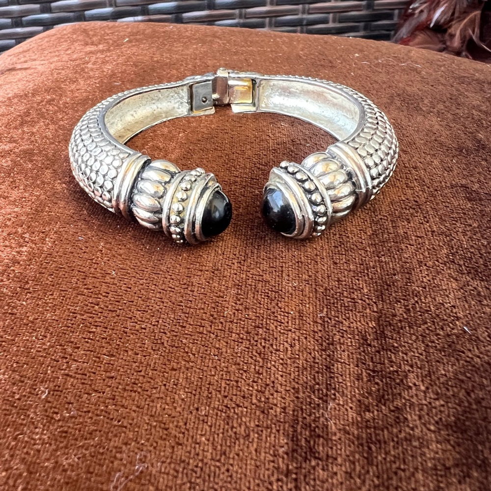 Vintage Silver-Tone Black Stone Cuff Bracelet - Women Jewelry